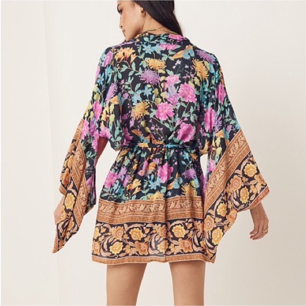 🌸Spell🌸Butterfly Short  Kimono M/L - Picture 2 of 11